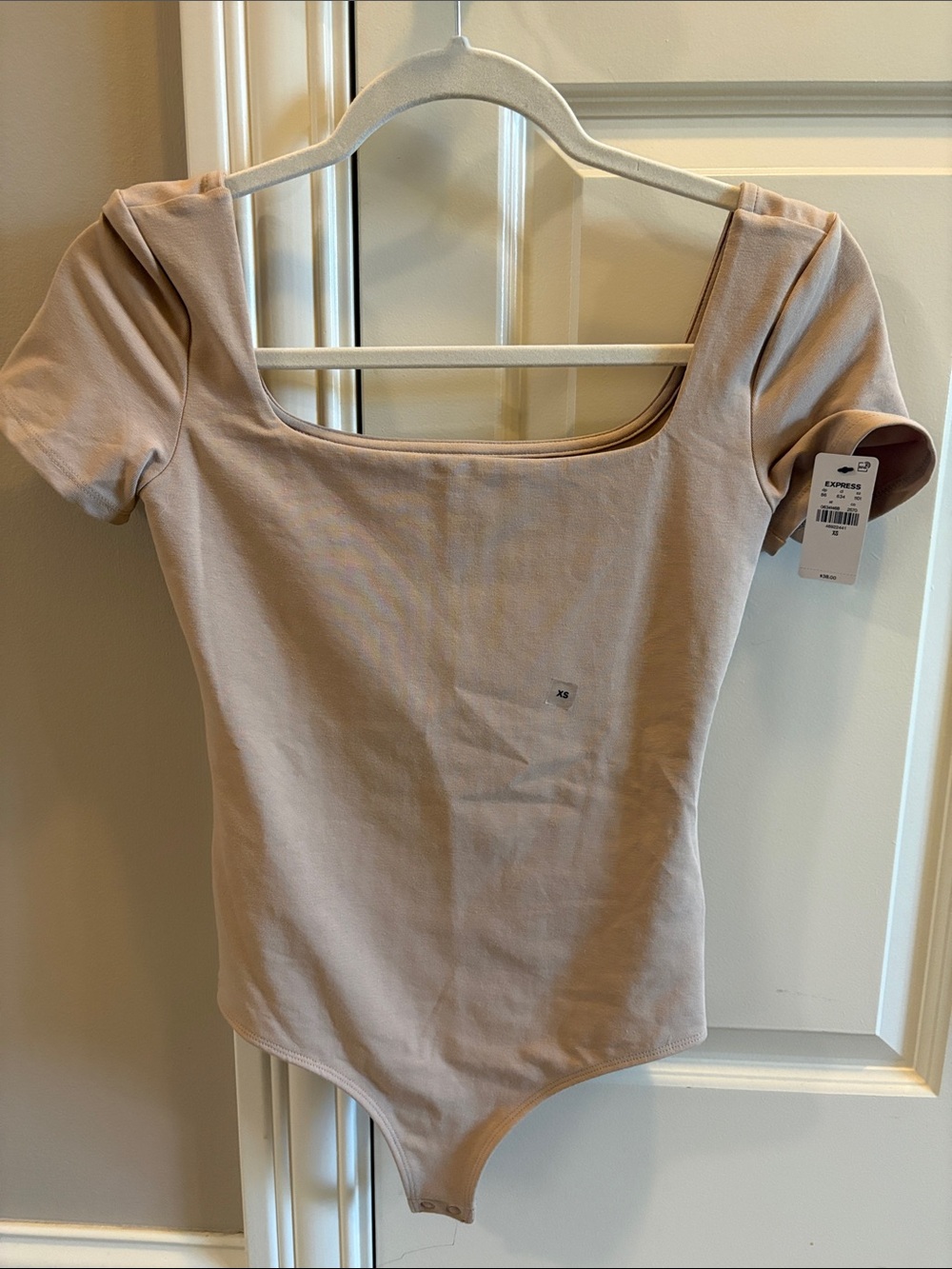 Express Women's Square Neck Short Sleeve Bodysuit in Light Blush